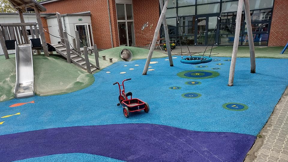 Gummibelægning på Skjernåskolen