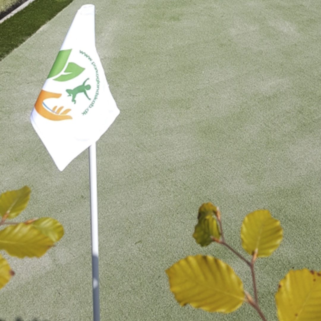 Putting green set fra siden