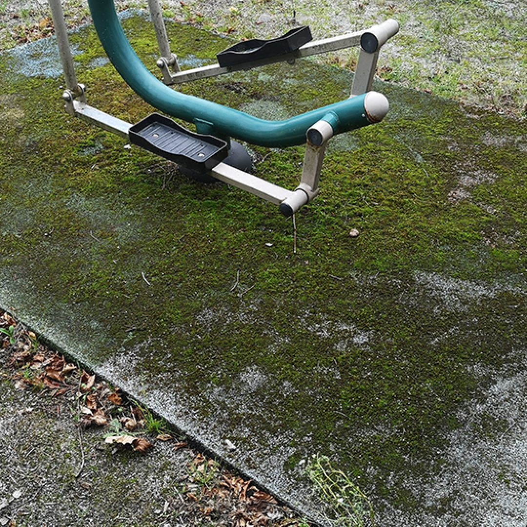 Vask af gummibelægning og fitnessudstyr
